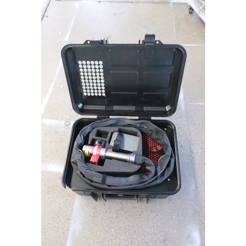 Industrial Laser Cleaning Equipment - マックスクール パルス式スーツケース型ファイバーレーザー洗浄機 販売中 工業用強力レーザー洗浄装置