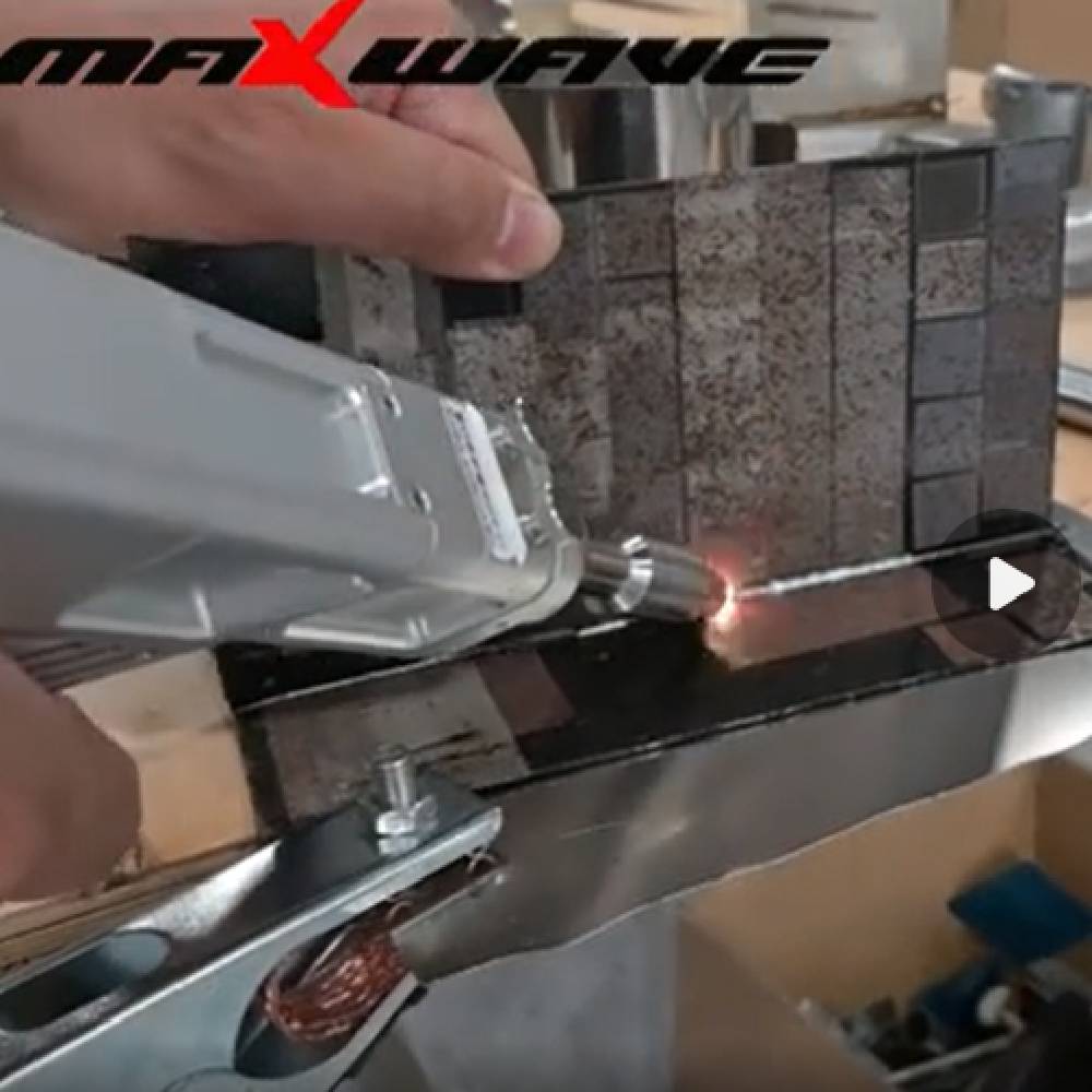 Industrial Laser Cleaning Equipment - マックスウェーブレーザー洗浄装置 1000W 2000W 3000W 業務用 金属表面処理