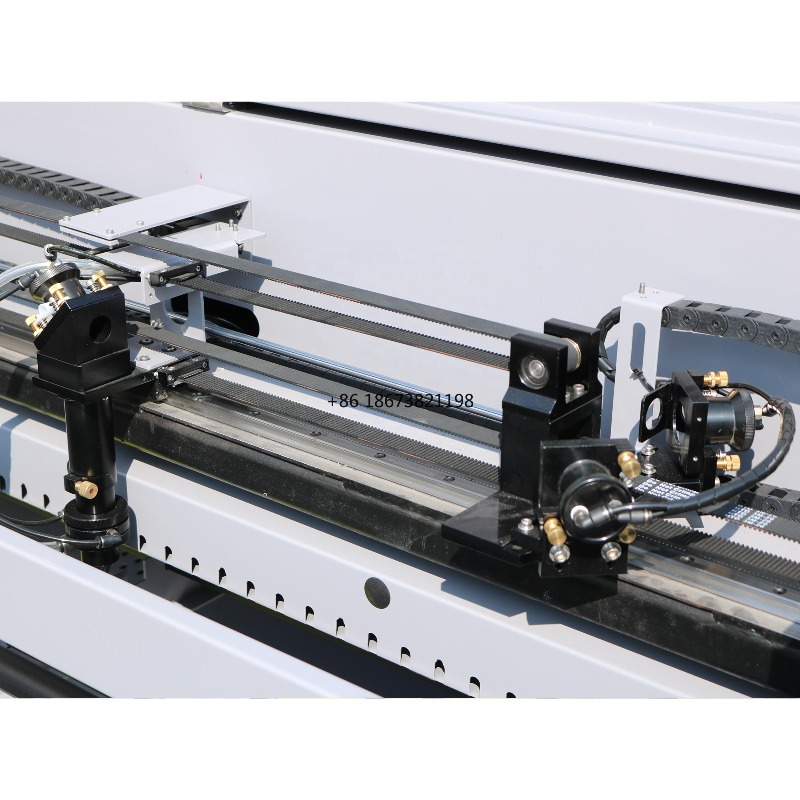 1325C CO2彫刻機 80W 150W 300W、MDF - Acrylic Cutting Machine のレビューと価格