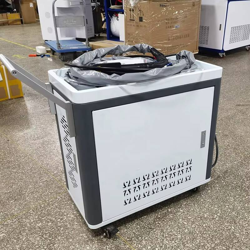 100ワットパルスファイバーレーザークリーナー低価格300W - Industrial Laser Price のレビューと価格