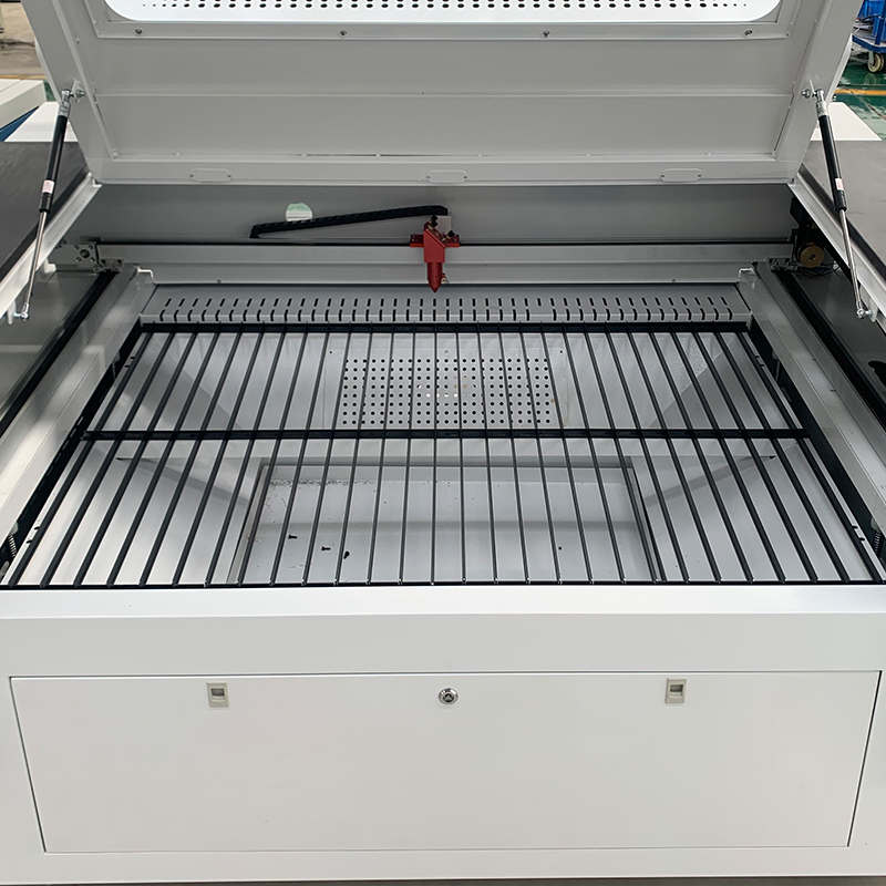 100w～300wレーザーカッターボード アクリル/木材対応 - Acrylic Cutting Machine のレビューと価格
